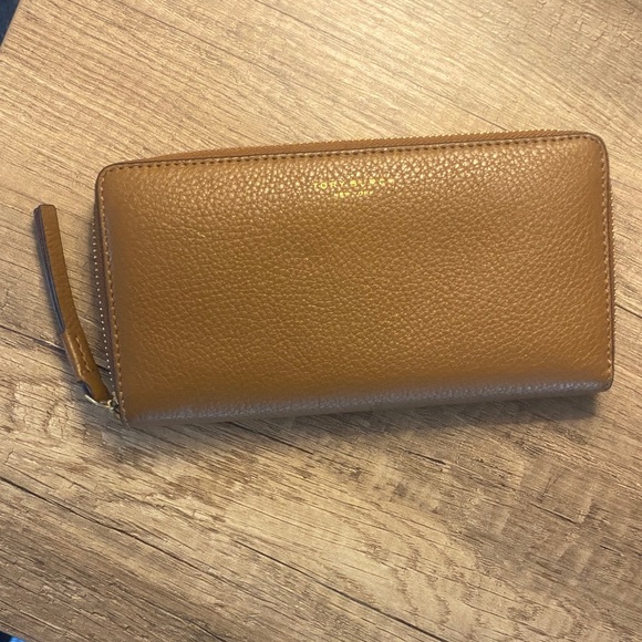 Tory Burch brown leather wallet